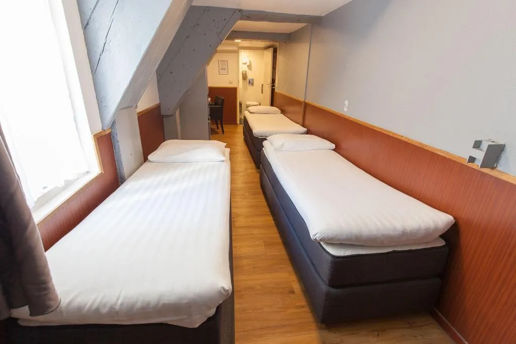TRIPLE STANDARD Room, Travel, Amsterdam