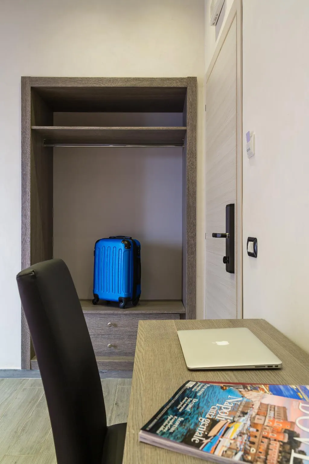 DOUBLE ONE BED Room, Hotel Bella Napoli, Naples