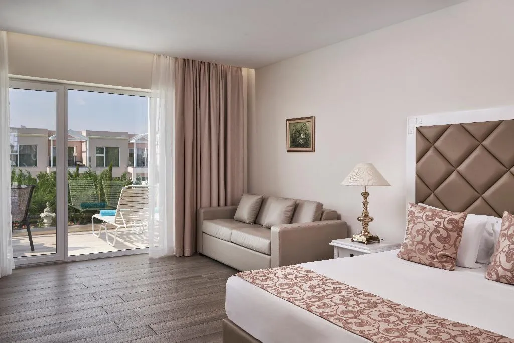 Double or Twin SUPERIOR POOL VIEW Room, Sandy Villas, Corfu