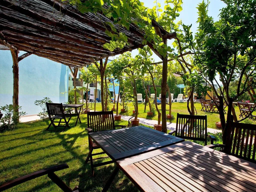 Terrace, Ariadimari, Alghero