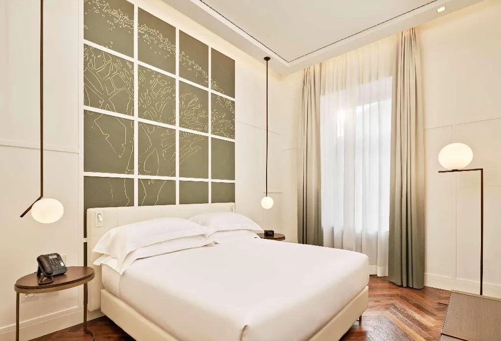 Room, de Bonart Naples-Curio Collection by Hilton, Naples