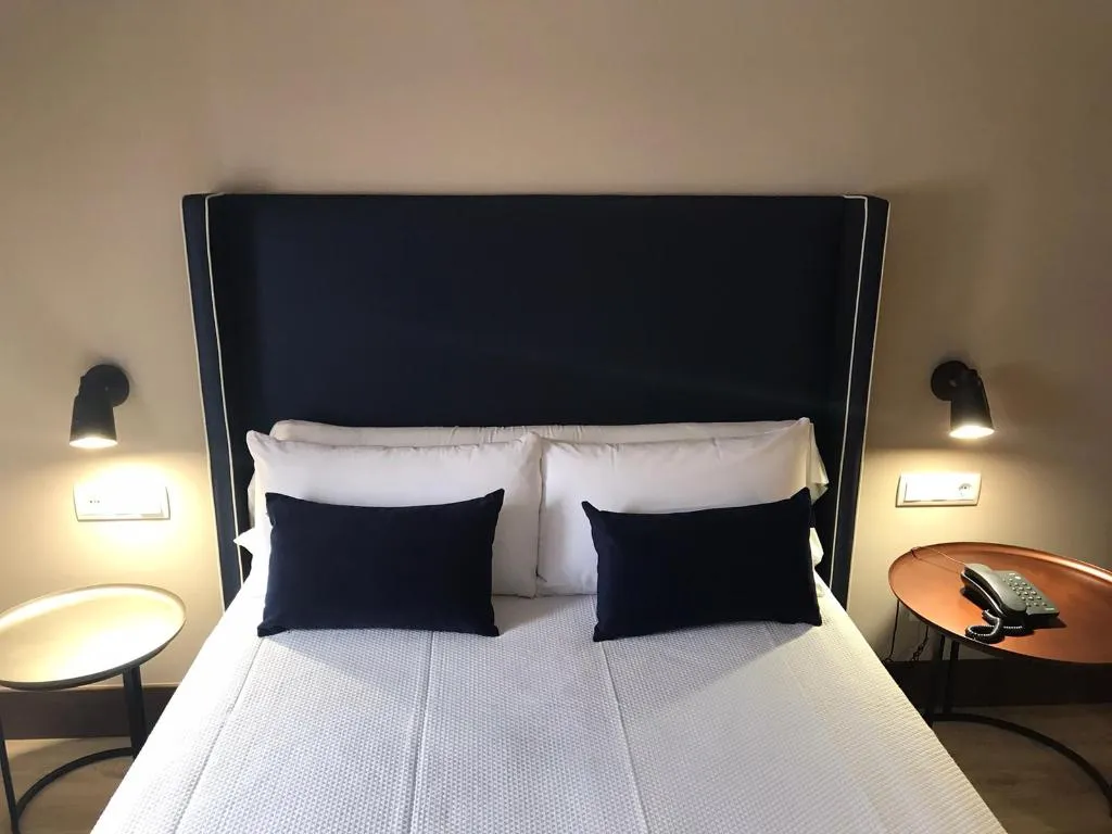 SINGLE STANDARD Room, María Cristina Hotel, Madrid