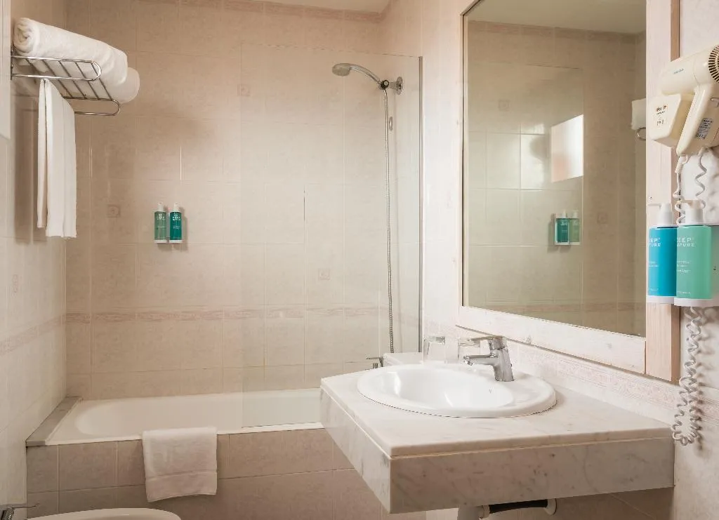 Double or Twin WITH TERRACE Room, Medium Sitges Park, Costa Brava