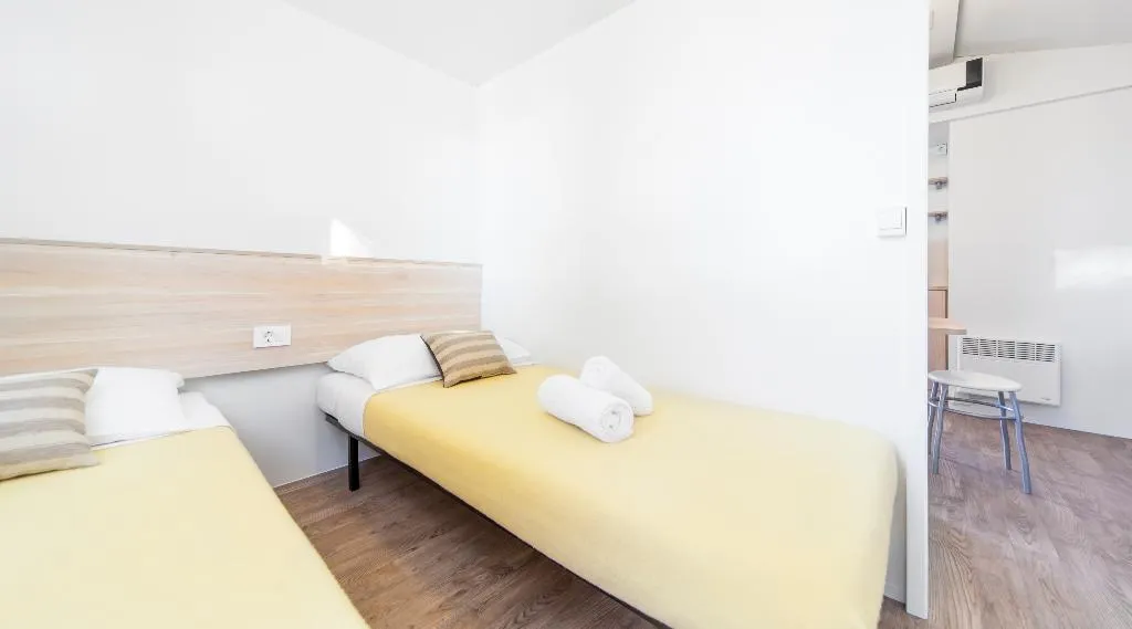 MOBILE HOME PREMIUM Room, Camping Paklenica, Dubrovnik