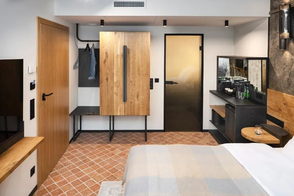 DOUBLE PREMIUM Room, Nomadic Urban Premium Suites, Krakow