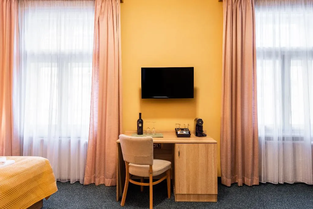 DOUBLE DELUXE Room, Hotel Libero, Prague