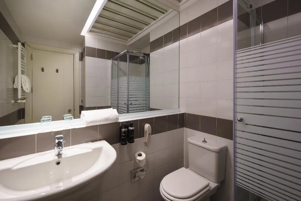 SINGLE EXECUTIVE Room, Exe Majestic, Naples