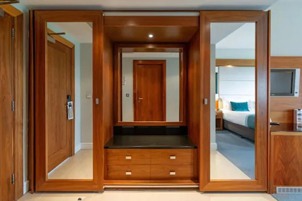 DOUBLE DELUXE GOLF VIEW Room, Portmarnock Hotel and Golf Links, Dublin