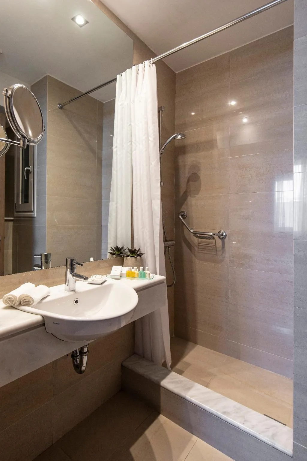 SINGLE CLASSIC Room, Amalia Athens, Athens