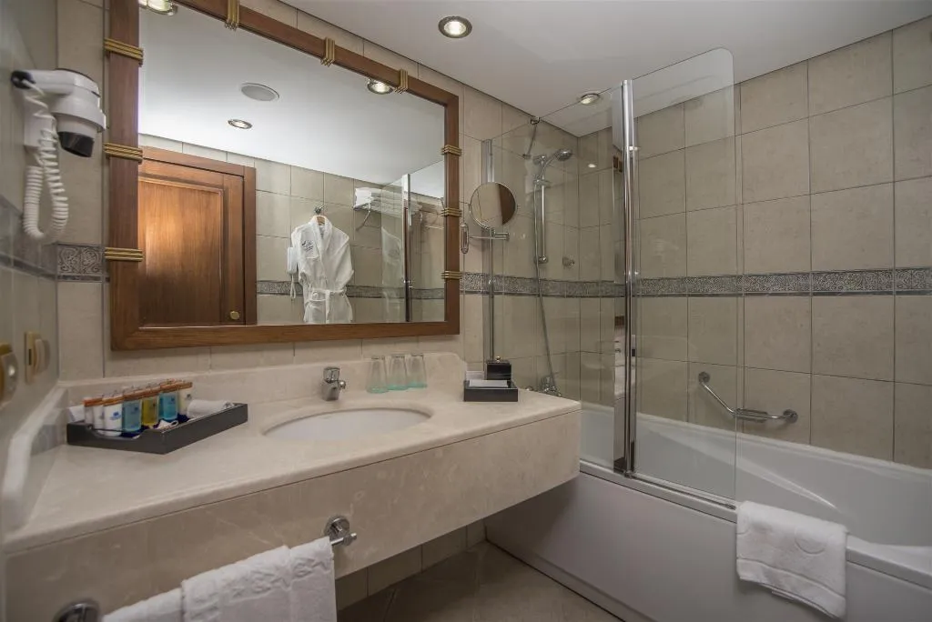 DOUBLE SINGLE USE CLUB Room, Starlight Resort Hotel, Antalya
