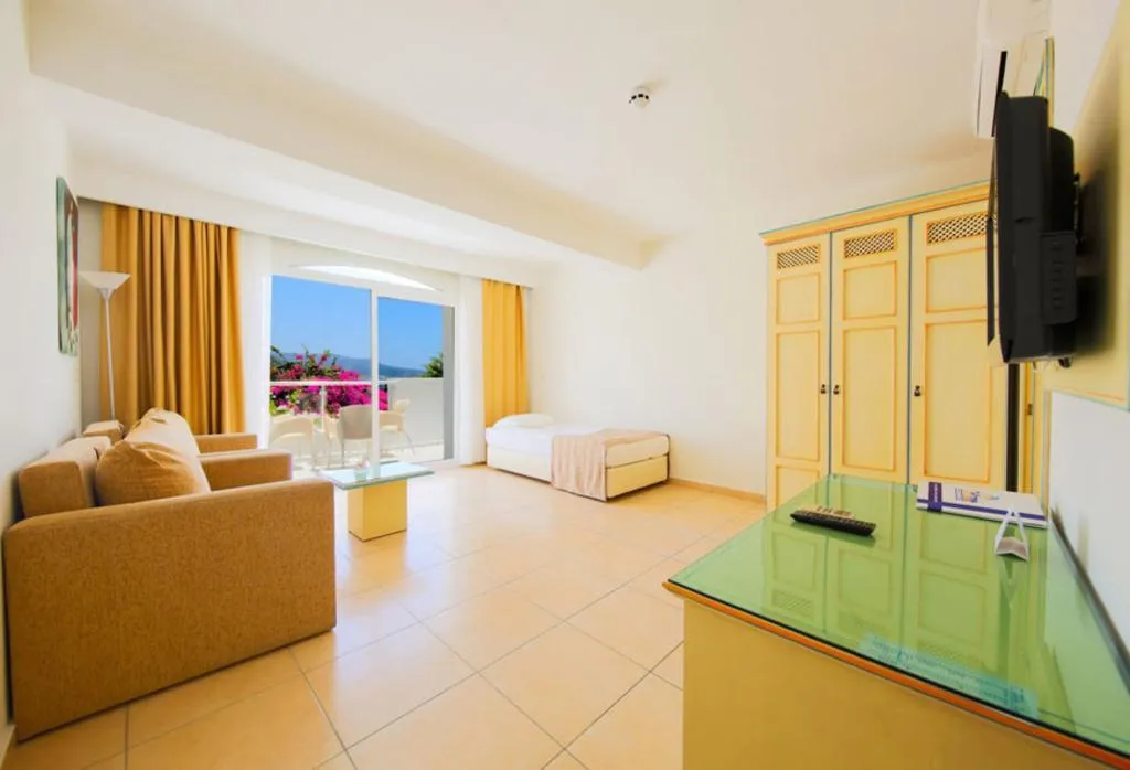 FAMILY ROOM SEA VIEW Room, Salmakis Resort & Spa, Bodrum