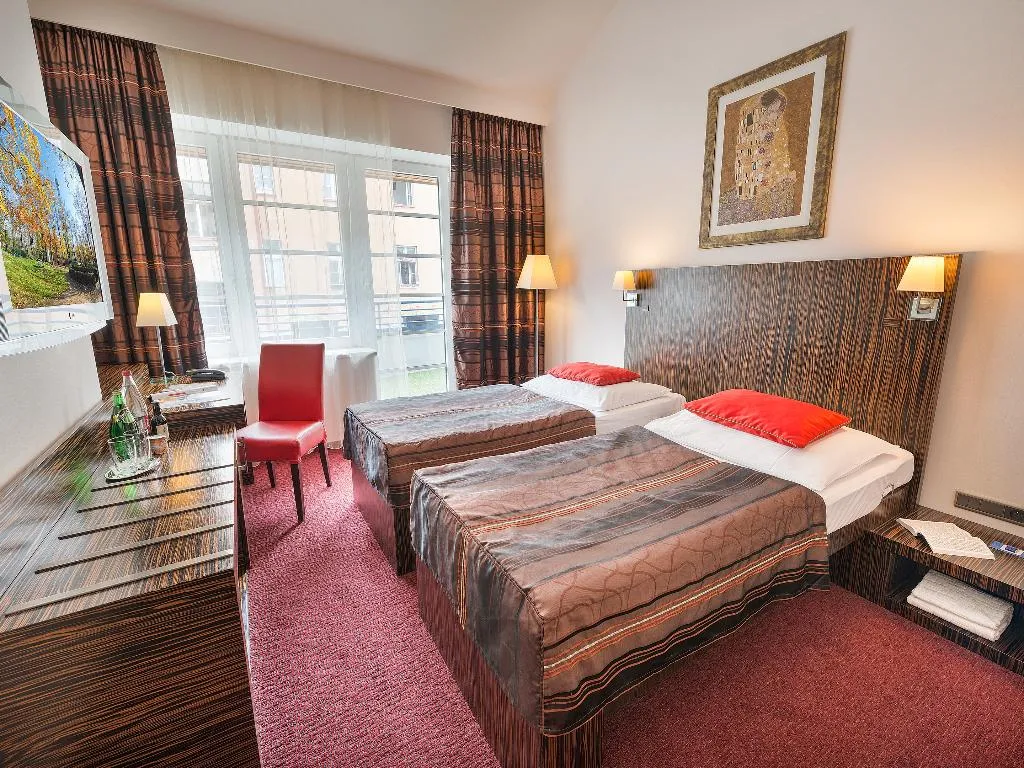Room, EA Hotel Crystal Palace, Prague