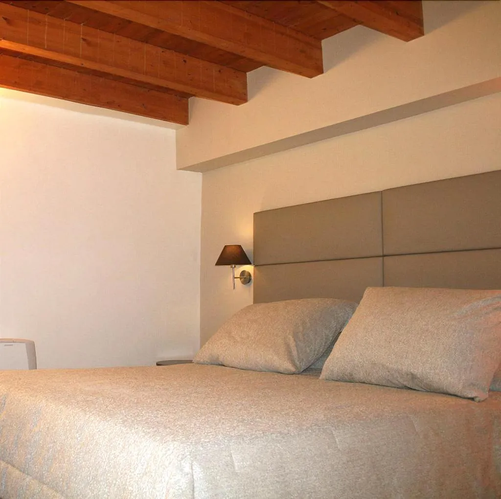 Room, Villa Avellino, Naples