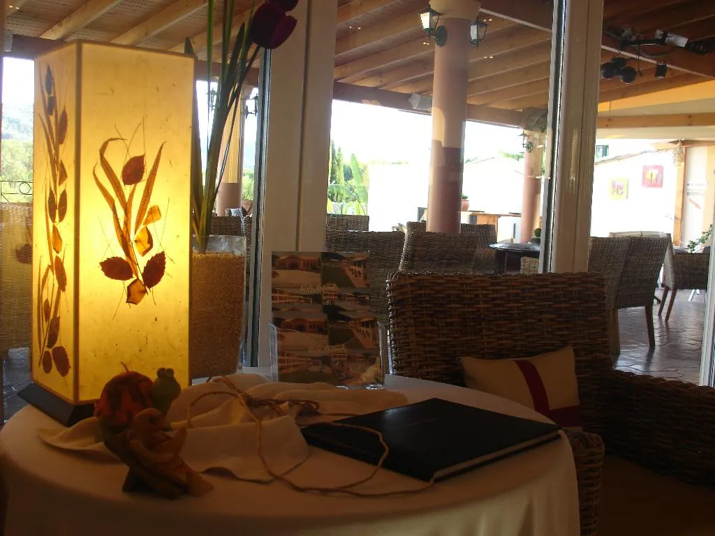 Bar, Andromeda, Corfu