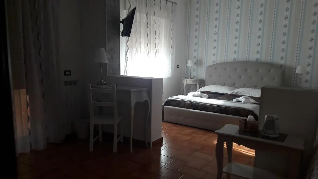 Room, Dimoramuri B&b, Catania