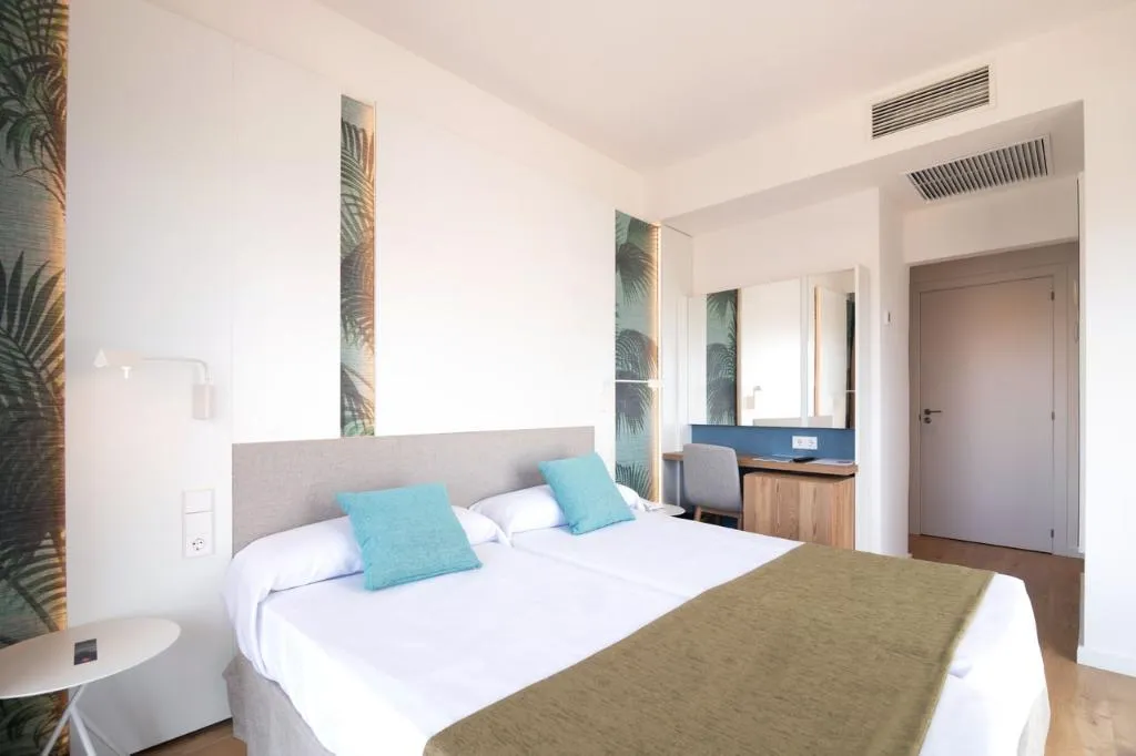 DOUBLE SINGLE USE WITH BALCONY Room, JS Yate, Majorca