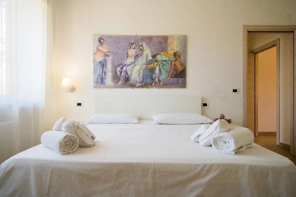 APARTMENT TWO BEDROOMS ONE BATHROOM Room, O' Sole Mio Pompei, Naples