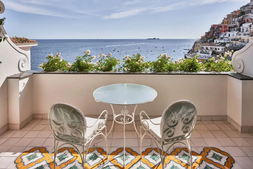 DOUBLE DELUXE SEA VIEW Room, Le Sirenuse, Naples