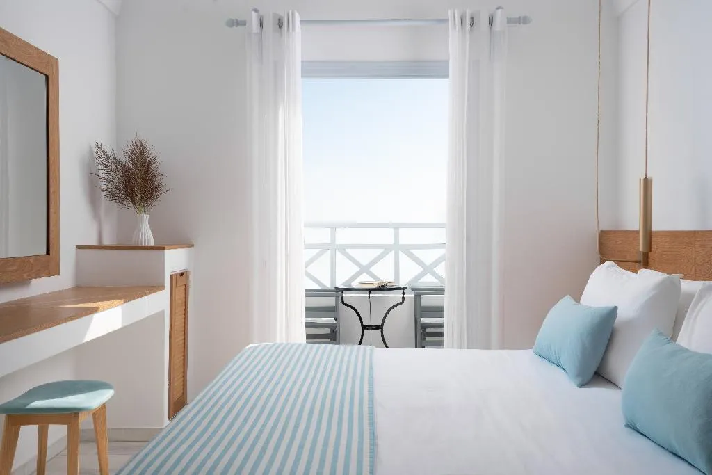 DOUBLE CLASSIC Room, Santorini Kastelli Resort, Santorini