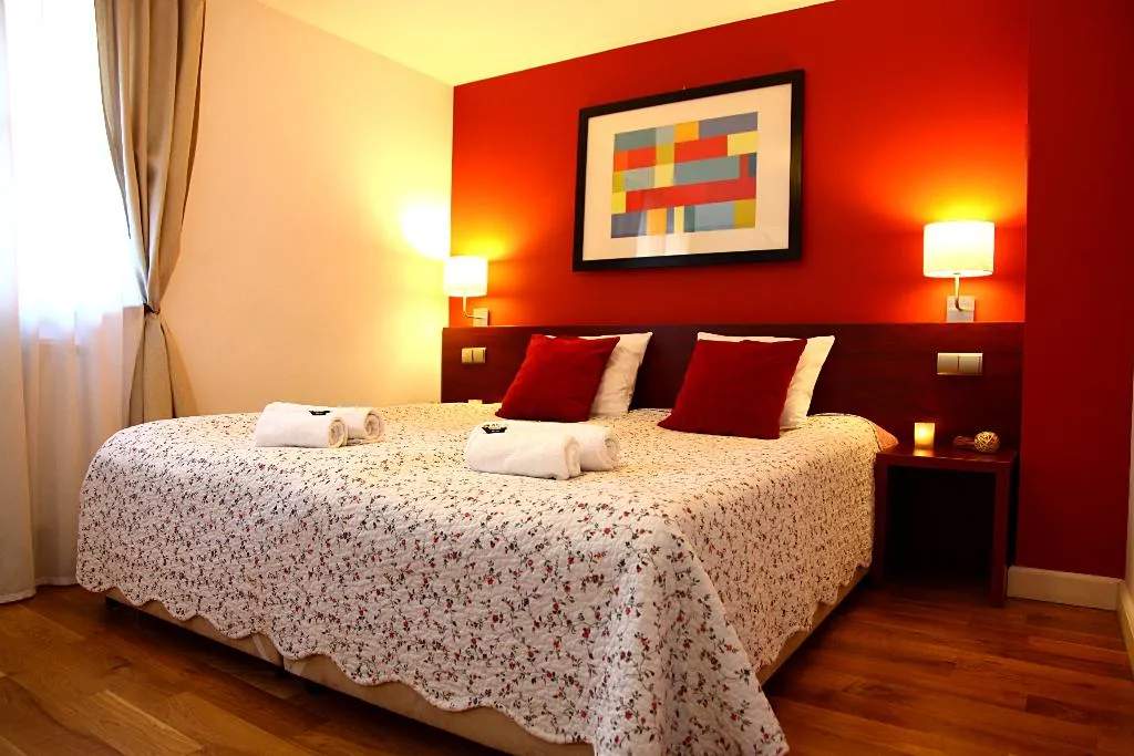 APARTMENT ONE BEDROOM Room, Gołębia 8 Residence, Krakow