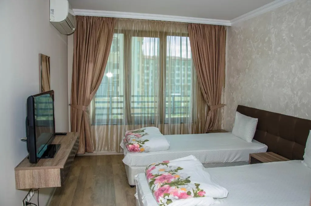 APARTMENT CITY VIEW ONE BEDROOM Room, Rose Gardens Boutique, Bourgas