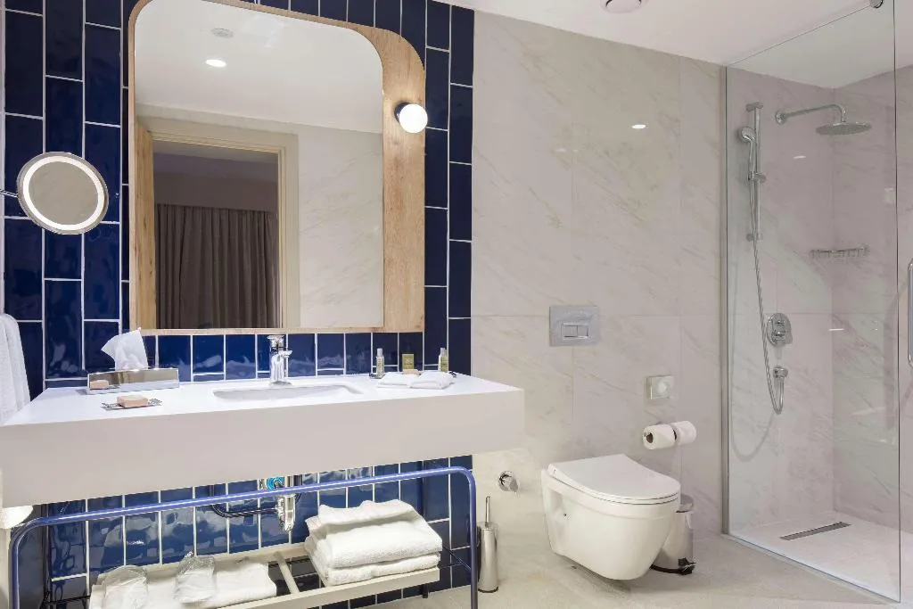 TWIN DELUXE Room, DoubleTree By Hilton Bodrum Isıl Club Resort, Bodrum