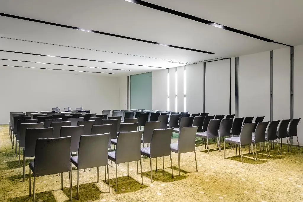 Conferences, Ikonik Angli, Barcelona