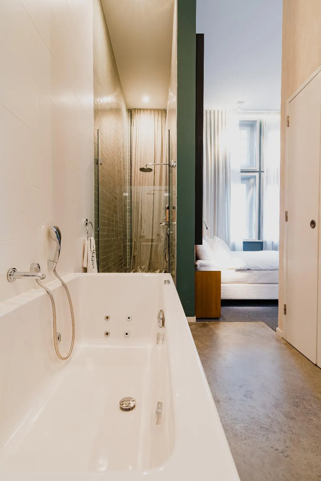 DOUBLE STANDARD Room, Hotel De Hallen, Amsterdam