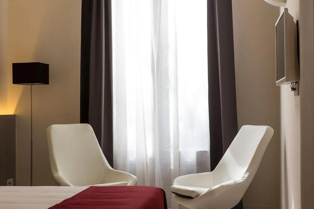Room, Izaila Plaza Catalunya, Barcelona
