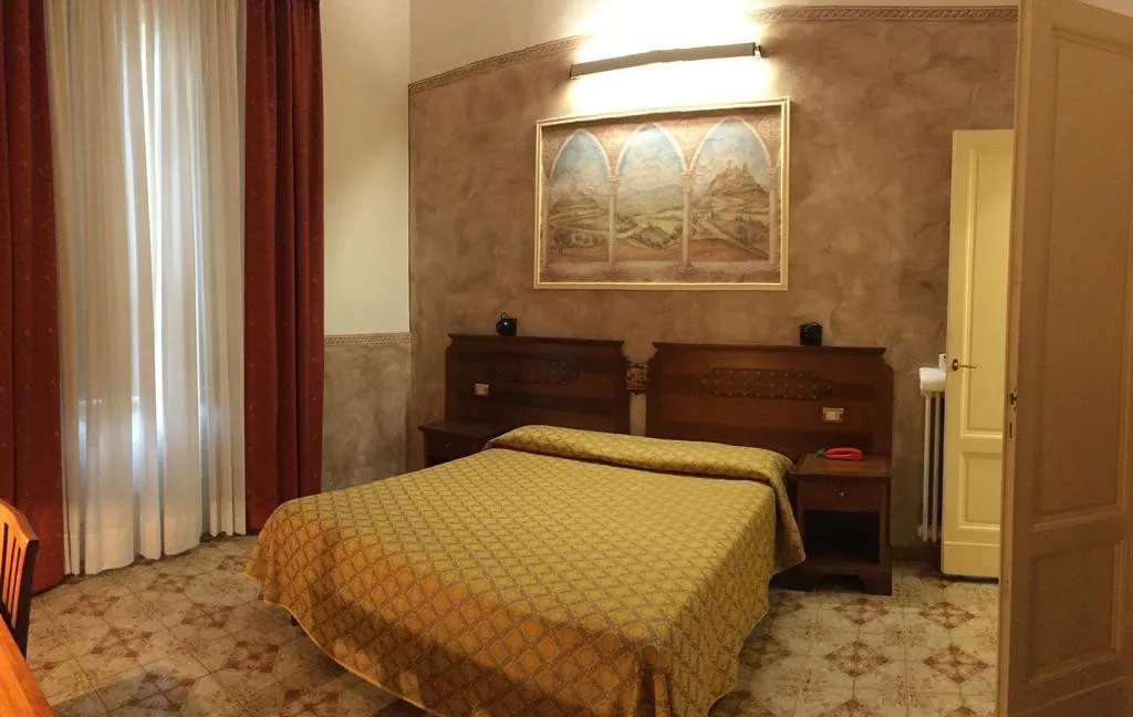 DOUBLE STANDARD Room, Olimpia, Florence