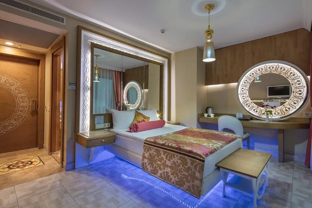 DOUBLE ECONOMY Room, Granada Luxury Okurcalar, Antalya