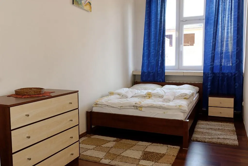 APARTMENT CAPACITY 4 ONE BEDROOM Room, P&J Tourist Apartments, Krakow
