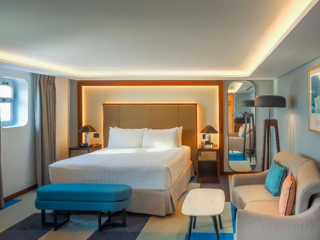 Room, Queen Elizabeth 2, Dubai