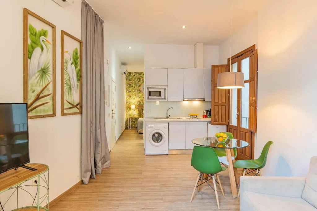 Room, Feelathome Ma Rtires Apartments, Costa Del Sol