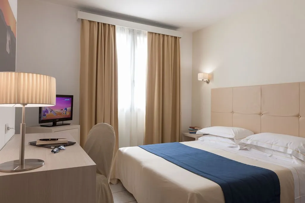 DOUBLE SUPERIOR Room, Hotel Catalunya, Alghero