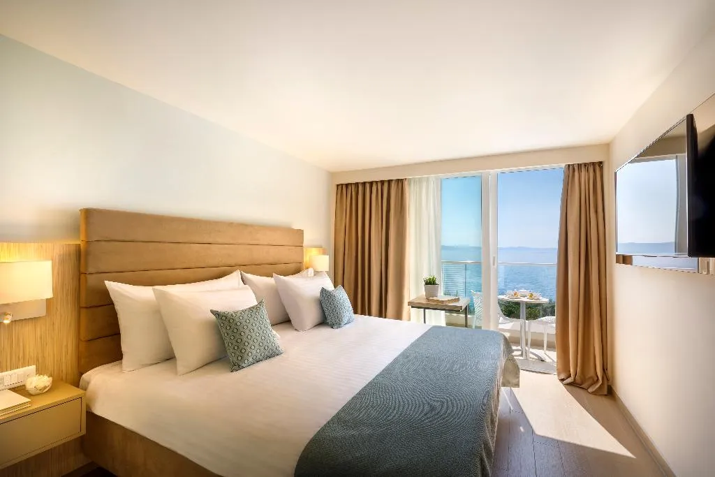 DOUBLE SEA VIEW WITH BALCONY Room, Girandella Resort, Valamar Collection - Adults, Istria