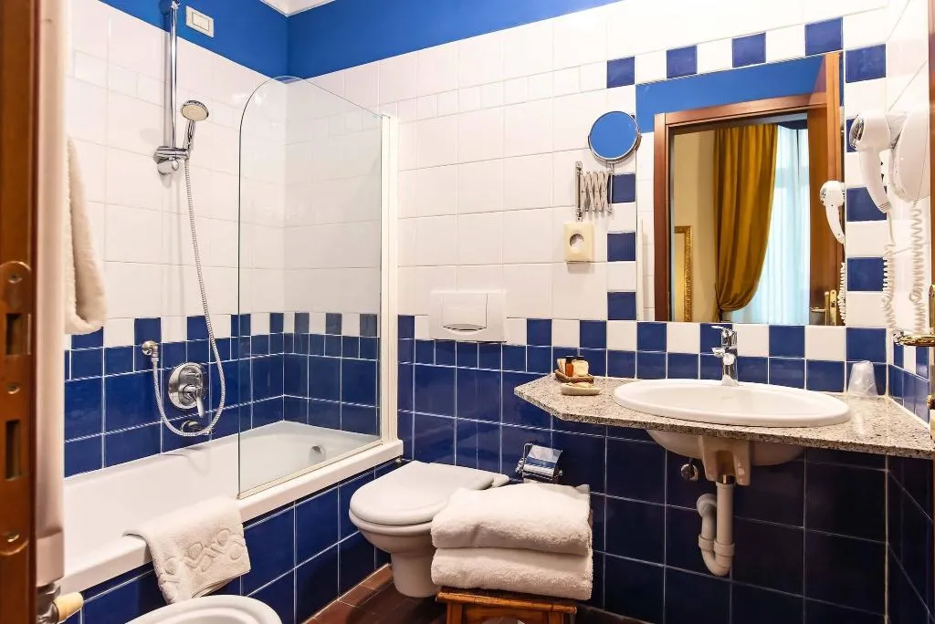 Room, Porta Faenza, Florence