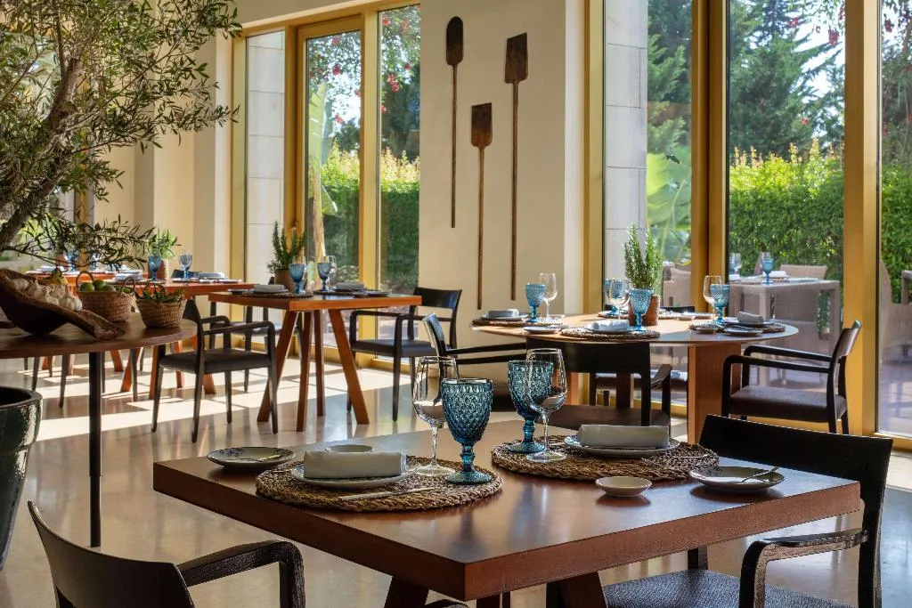 Restaurant, Victoria Golf Resort and Spa Managed by Accor, Algarve