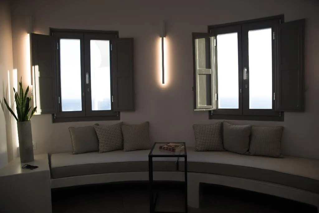 VILLA WITH PRIVATE POOL Room, Horizon Mills Villas & Suites, Santorini