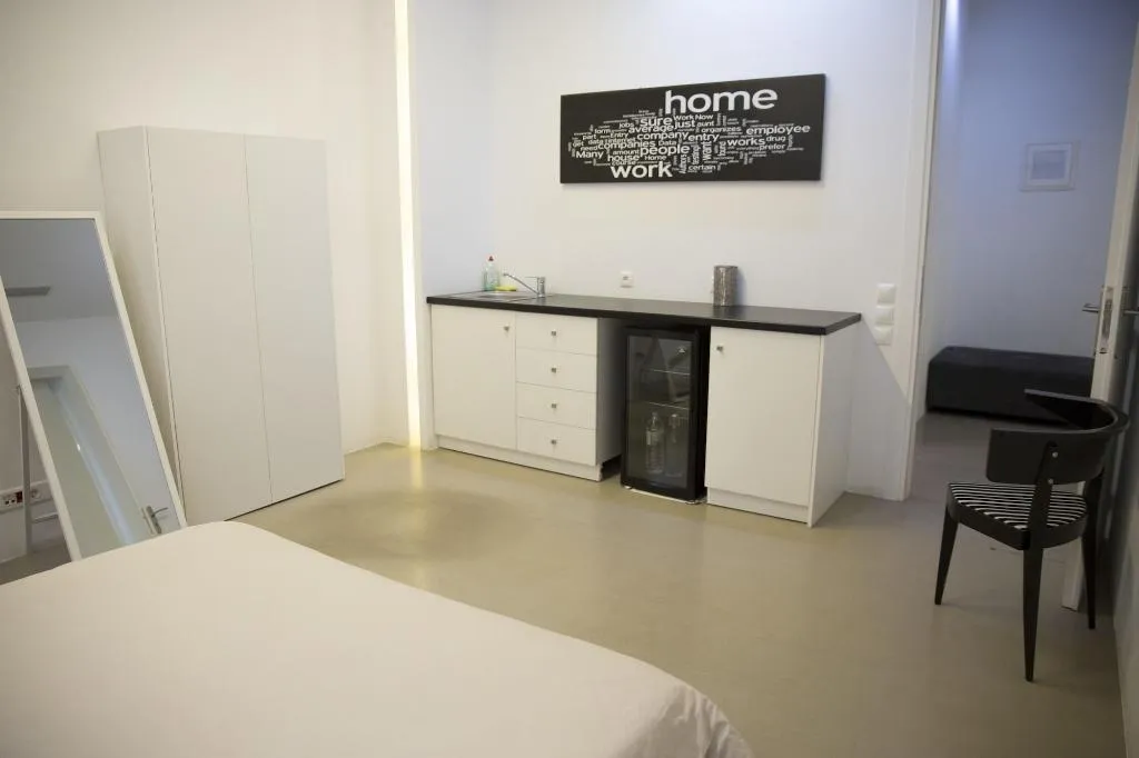 Room, Gk Athens, Athens
