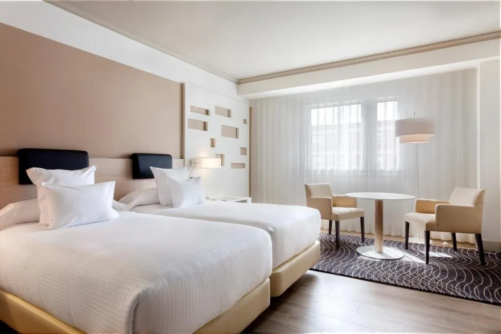 TWIN PREMIUM Room, Marriott Hotel Madrid Auditorium, Madrid