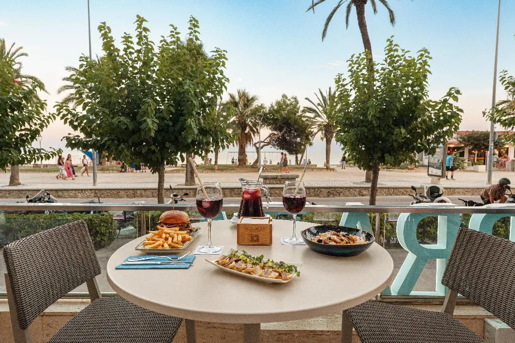Terrace, Calipolis, Costa Brava