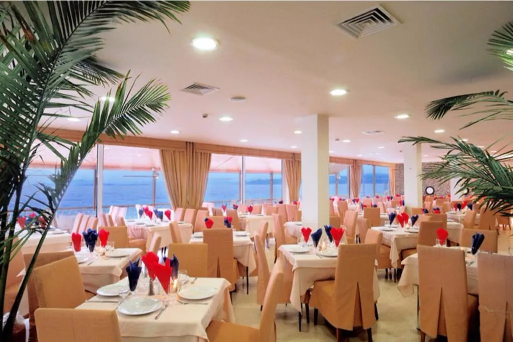 Restaurant, Kinetta Beach Resort and Spa, Athens