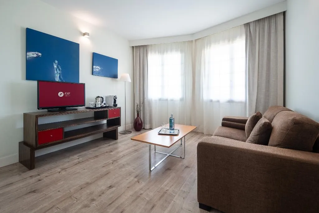 TRIPLE STANDARD Room, Exe Estepona Thalasso & SPA, Costa Del Sol