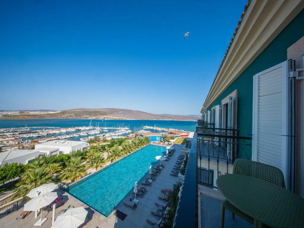 SUITE WITH BALCONY Room, Soliport Hotel & Spa, Izmir