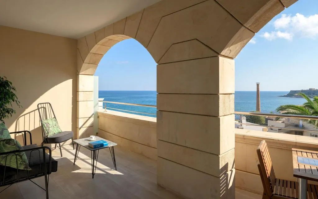 SUITE WITH JACUZZI Room, Macaris Suites & Spa, Crete