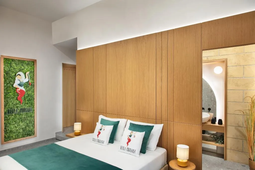 Room, Fortunella Suites, Naples