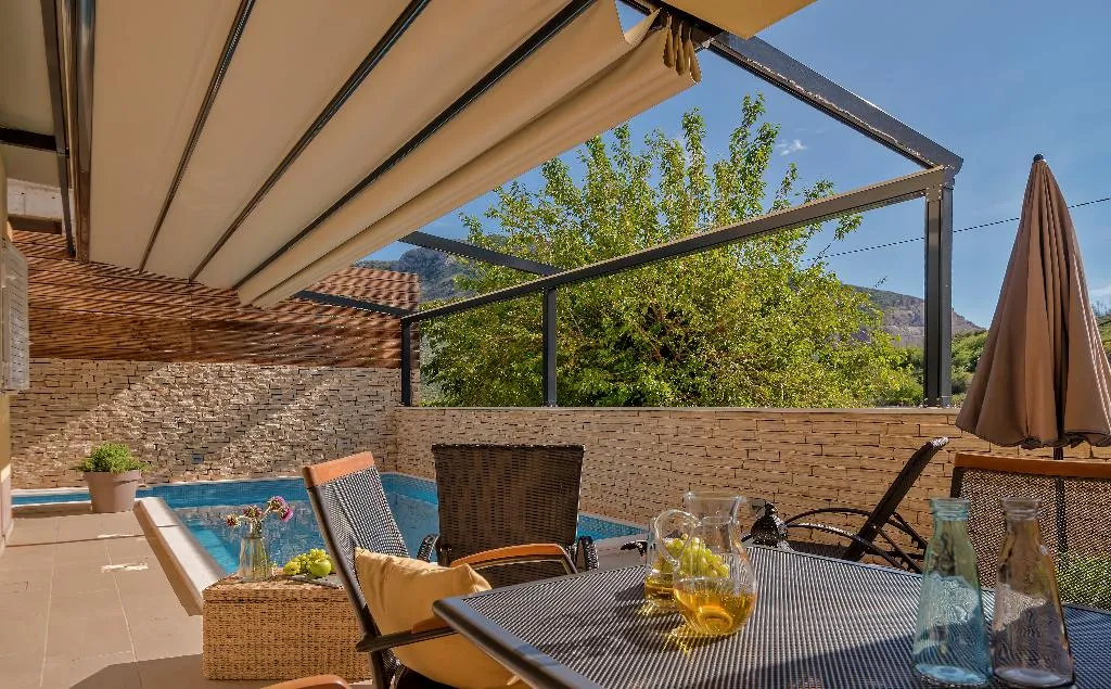 VILLA FOUR BEDROOMS Room, Villa Le Lu, Split