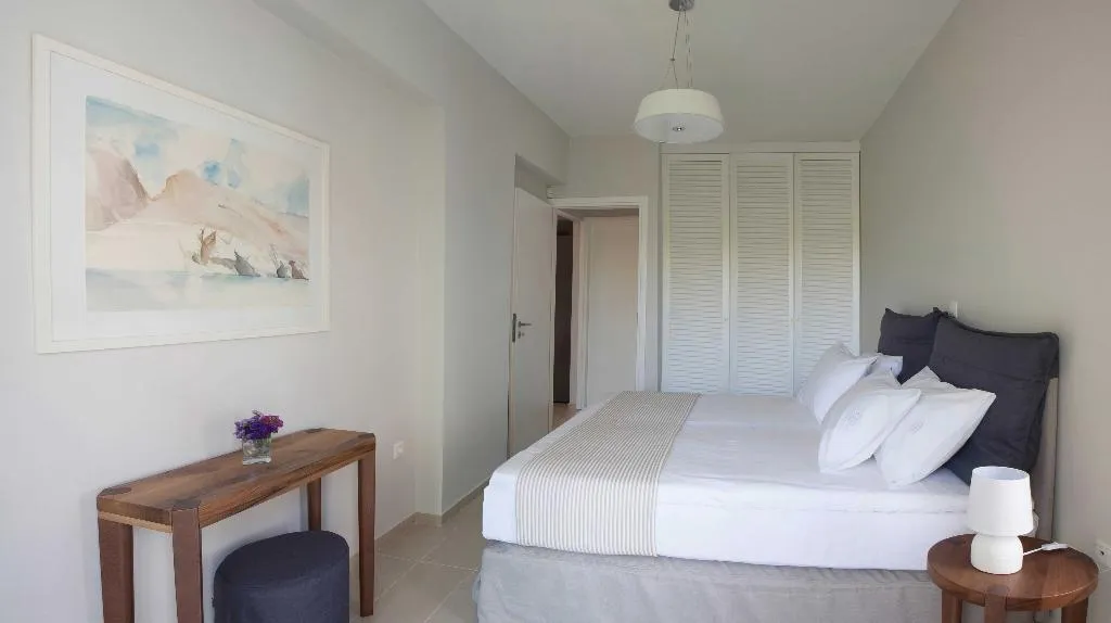APARTMENT GARDEN VIEW ONE BEDROOM Room, Aethrion Boutique Homes, Crete