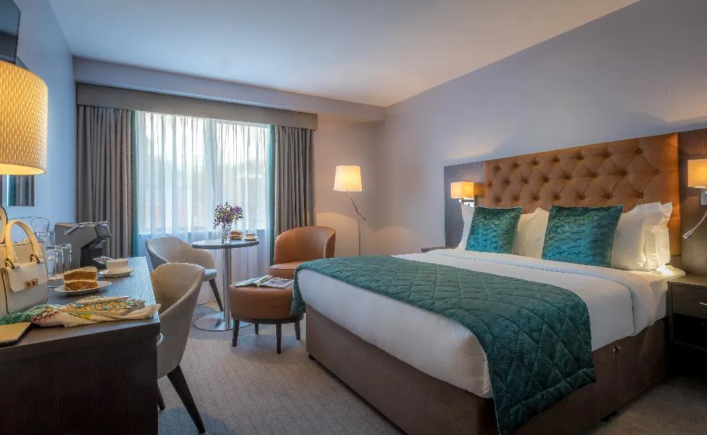 DOUBLE STANDARD Room, Grand Canal Hotel, Dublin